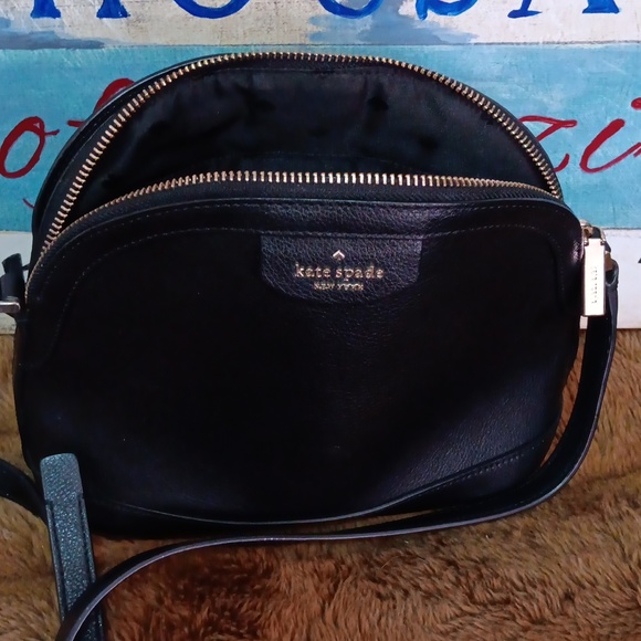 Kate spade new York crossbody - Picture 2 of 16